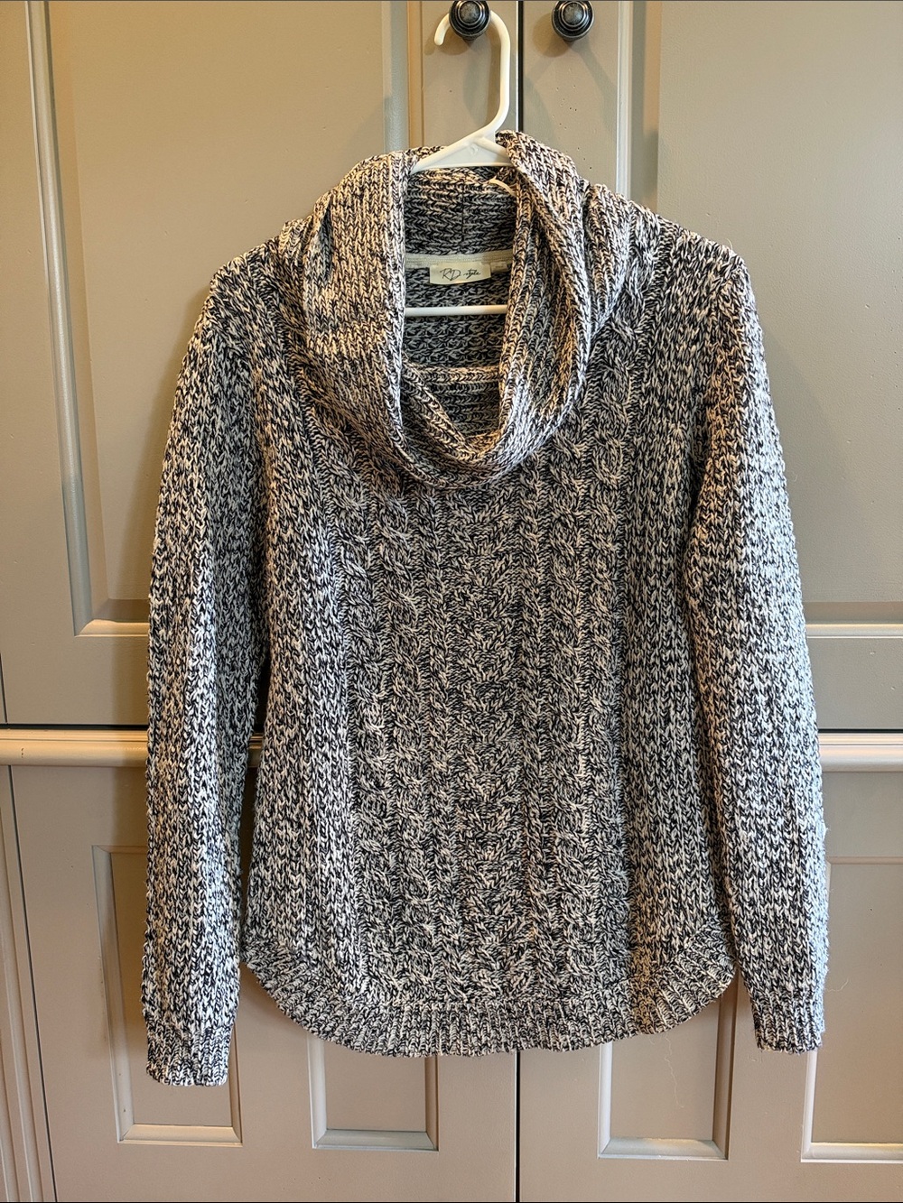 RD Style Black & White Marled Cowl Neck Sweater